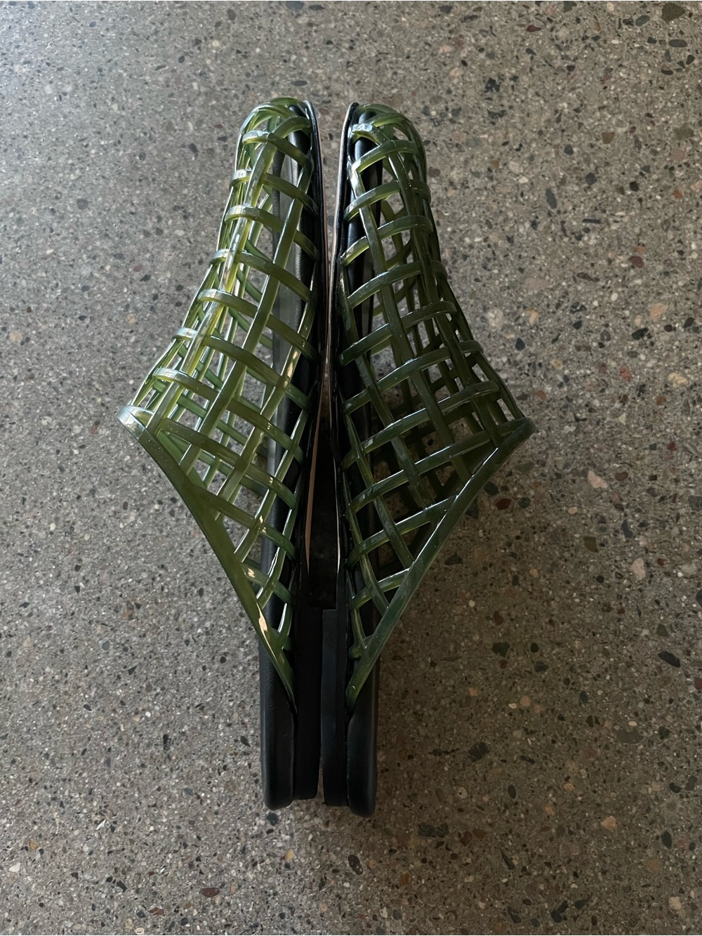 Vince Barcelona Jelly Sandals Chive Green Size 7 Slip On - Picture 5 of 7